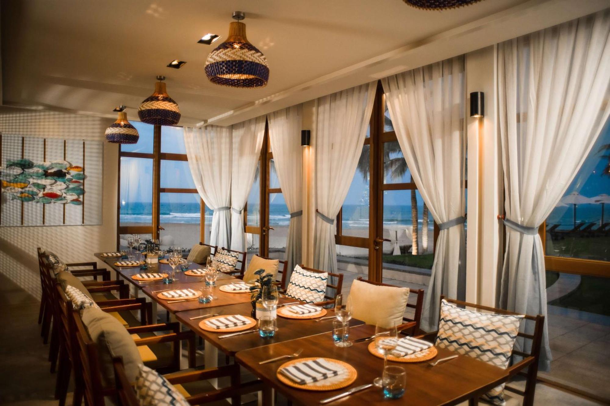 Hyatt Regency Danang Resort And Spa Exteriér fotografie The Beach Club